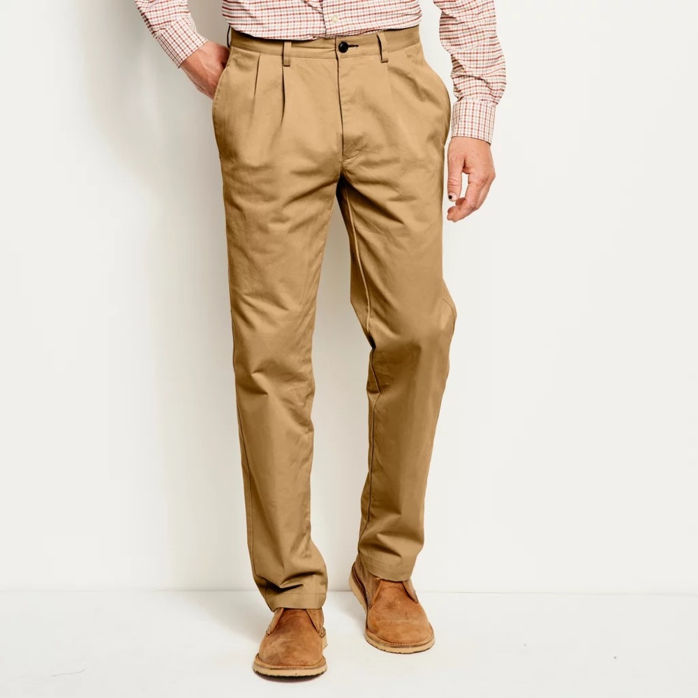 NWT Old Navy Pleated Front Tan Khaki Pants Mens W33 L30